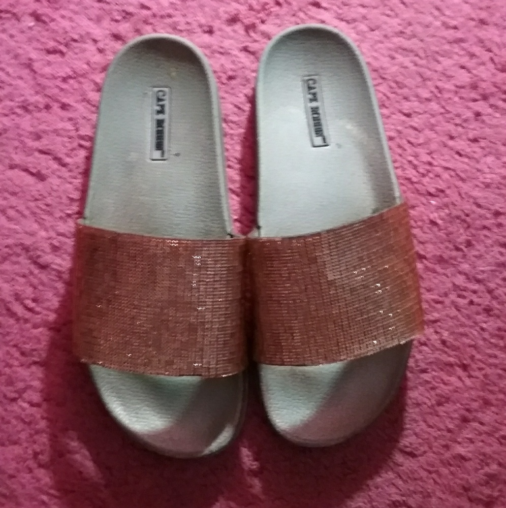 Gold slides